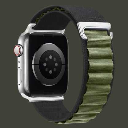 Bracelet Alpine Loop – Résistance et Élégance pour votre Apple Watch